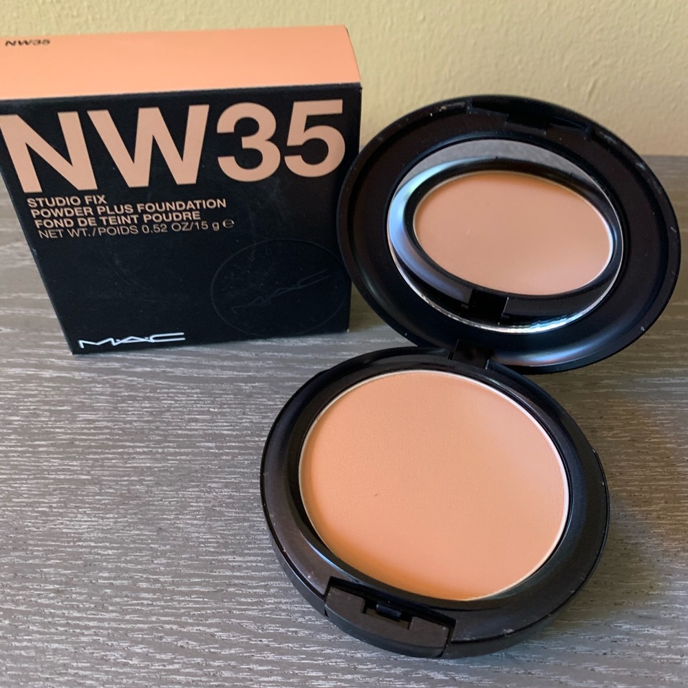 Mac Powder Foundation